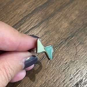 Pinky ring with lemon and green chrysoprase